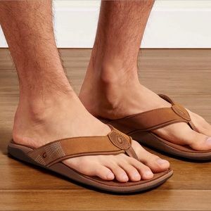Olukai TUAHINE men sandals BRAND NEW